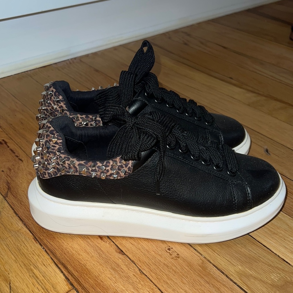 Steve Madden studded platform sneaker!